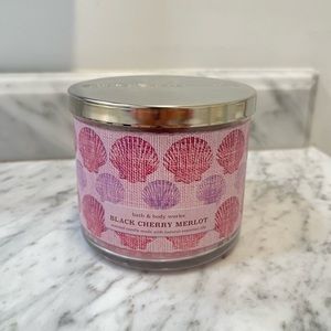 SOLD BLACK CHERRY MERLOT Bath & Body Works- 3 Wick Candles